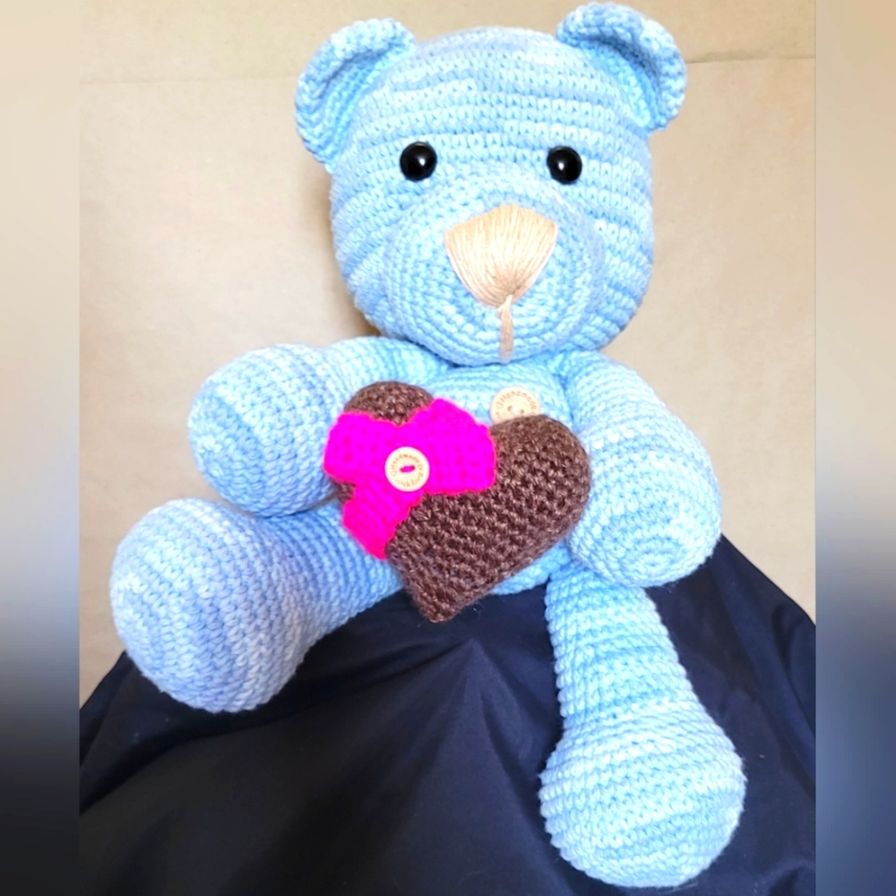 Handmade teddy bear - Picture 2 of 3